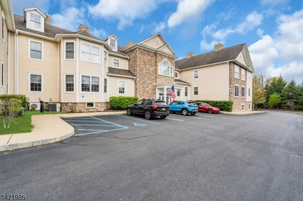 58 Brooklake Road Unit 21 #21, Florham Park Boro, NJ 07932