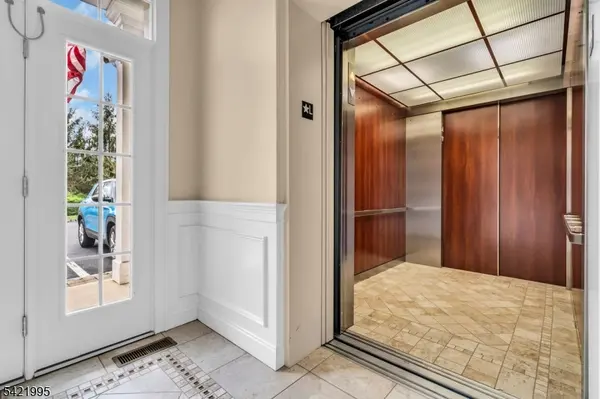 58 Brooklake Road Unit 21 #21, Florham Park Boro, NJ 07932