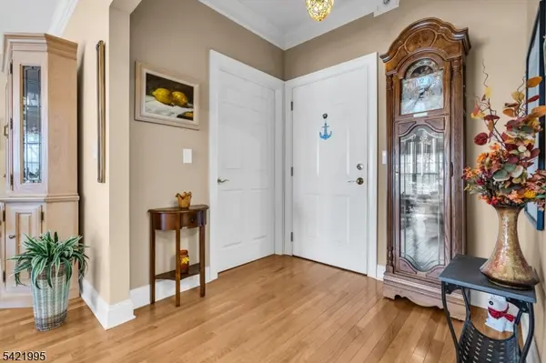 58 Brooklake Road Unit 21 #21, Florham Park Boro, NJ 07932