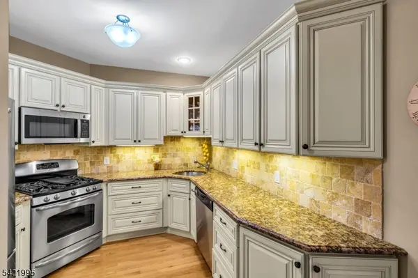 58 Brooklake Road Unit 21 #21, Florham Park Boro, NJ 07932