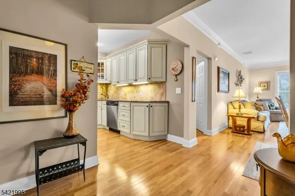 58 Brooklake Road Unit 21 #21, Florham Park Boro, NJ 07932