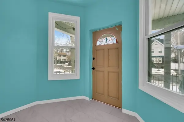 123 Dodd St #1, East Orange City, NJ 07017