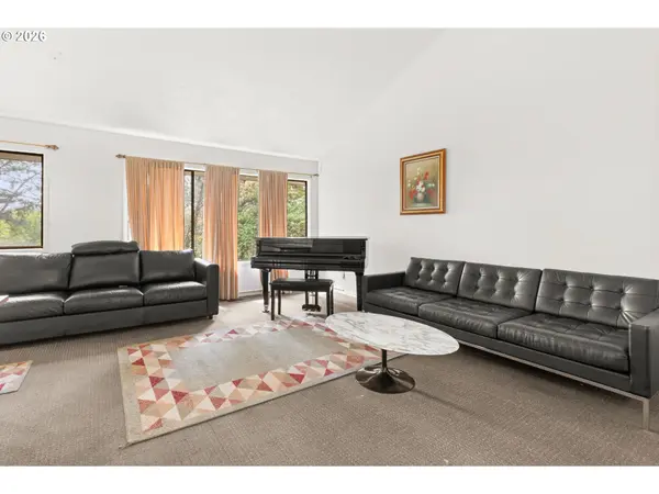 11450 SW BEL AIRE LN, Beaverton, OR 97008