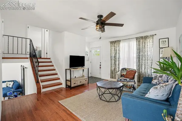 6711 Noble ST, Colorado Springs, CO 80915