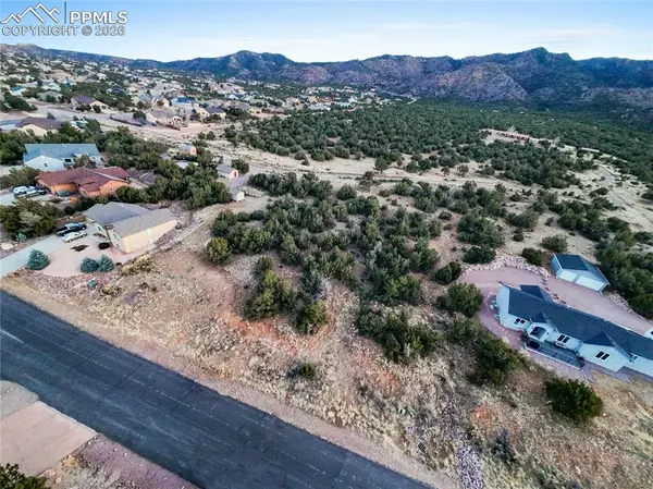 124 Eagle Crest LOOP, Canon City, CO 81212