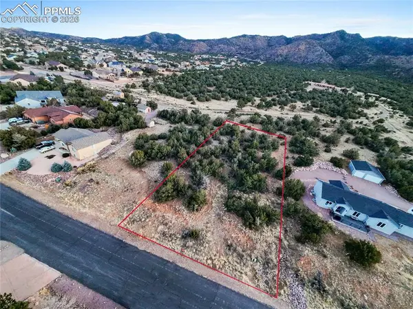 124 Eagle Crest LOOP, Canon City, CO 81212