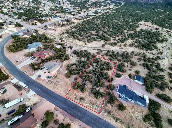 124 Eagle Crest LOOP, Canon City, CO 81212