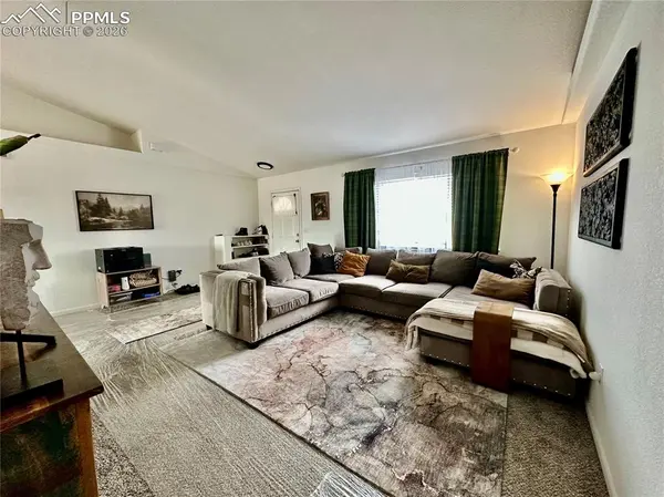 1245 N Marwyck DR, Pueblo West, CO 81007