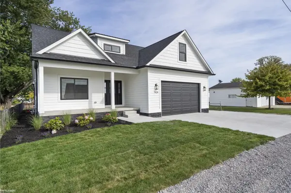 7424 Dyke RD, Clay Twp, MI 48001