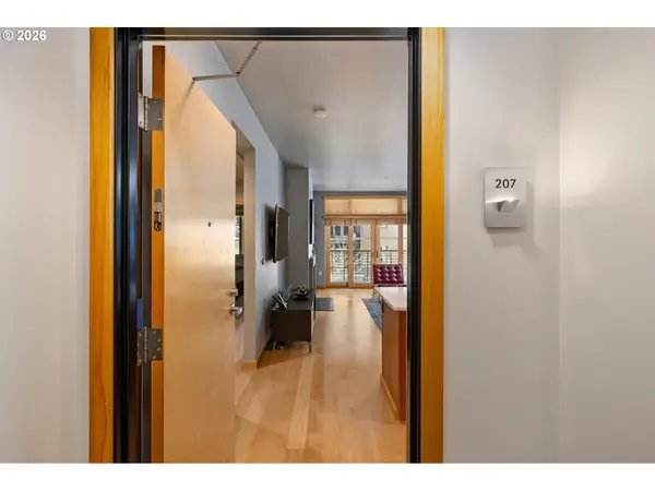 1133 NW 11TH AVE #207, Portland, OR 97209