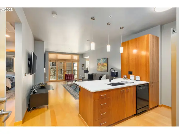 1133 NW 11TH AVE #207, Portland, OR 97209