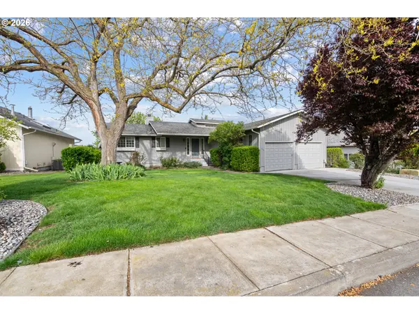 445 NW 21ST ST, Pendleton, OR 97801