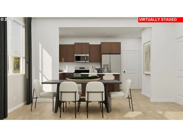 526 E Traverse RD, Woodburn, OR 97071