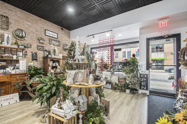 111 Commercial ST, Dowagiac City, MI 49047