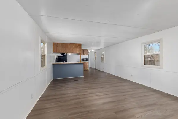 8779 Country View DR NW, Alpine Twp, MI 49345