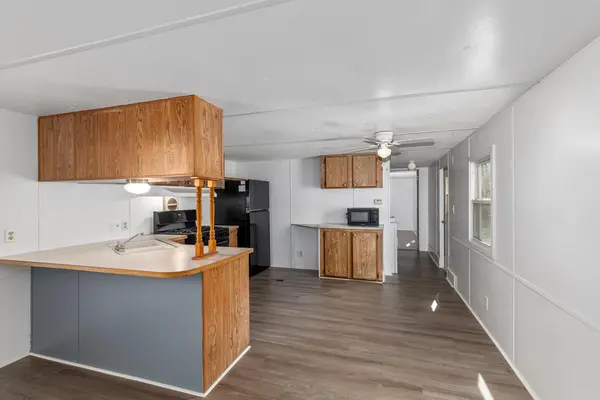 8779 Country View DR NW, Alpine Twp, MI 49345