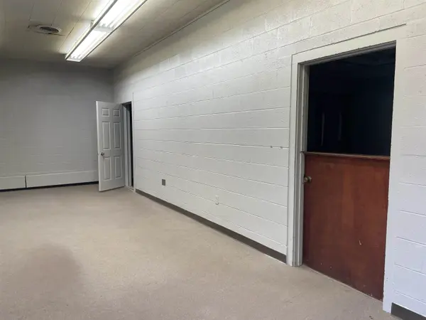 324 E Superior ST, Alma, MI 48801