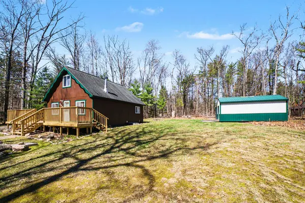 206 Silverhill DR, Roscommon Twp, MI 48629