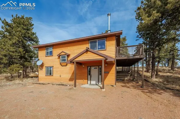 345 Meadow LN, Guffey, CO 80820