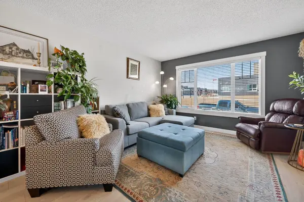 203 Fireside Pkwy, Cochrane, AB T4C 0V8