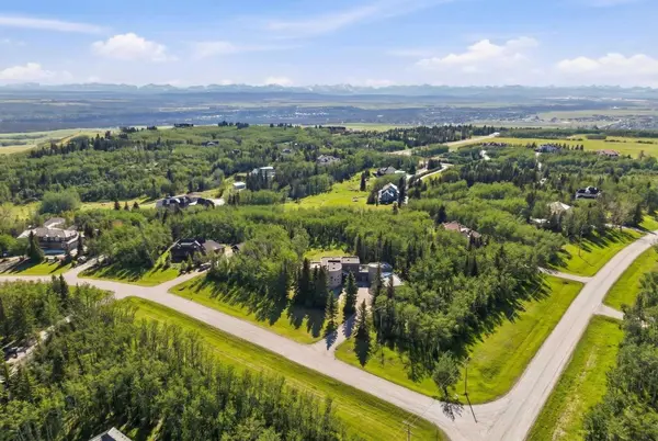 43 Westbluff PL, Rural Rocky View County, AB T3Z3N9