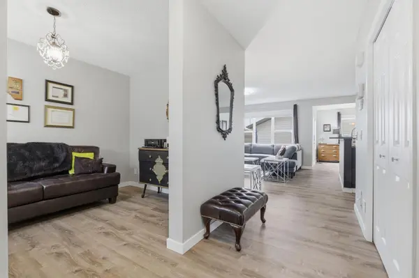 44 Cimarron Grove WAY, Okotoks, AB T1S 2L9