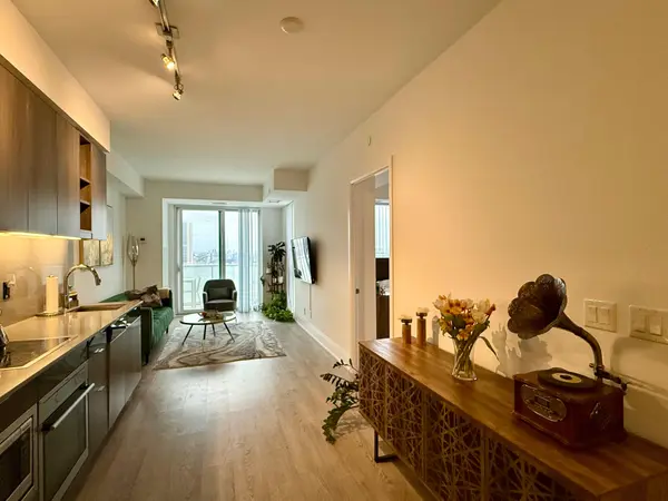 101 Erskine AVE #1914, Toronto C10, ON M4P 1Y5