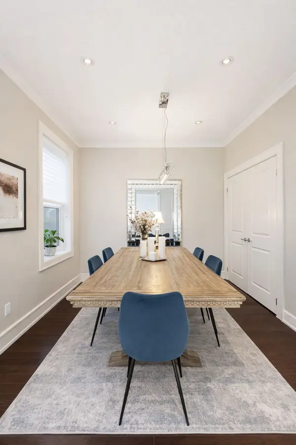 38 Henderson AVE, Toronto C01, ON M6J 2B8