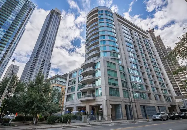 8 Scollard ST #606, Toronto C02, ON M5R 1M2