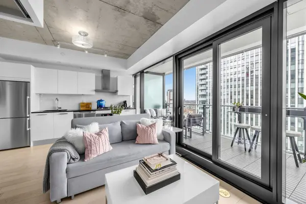 224 King ST W #3102, Toronto C01, ON M5H 0A6