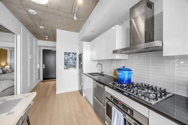 224 King ST W #3102, Toronto C01, ON M5H 0A6