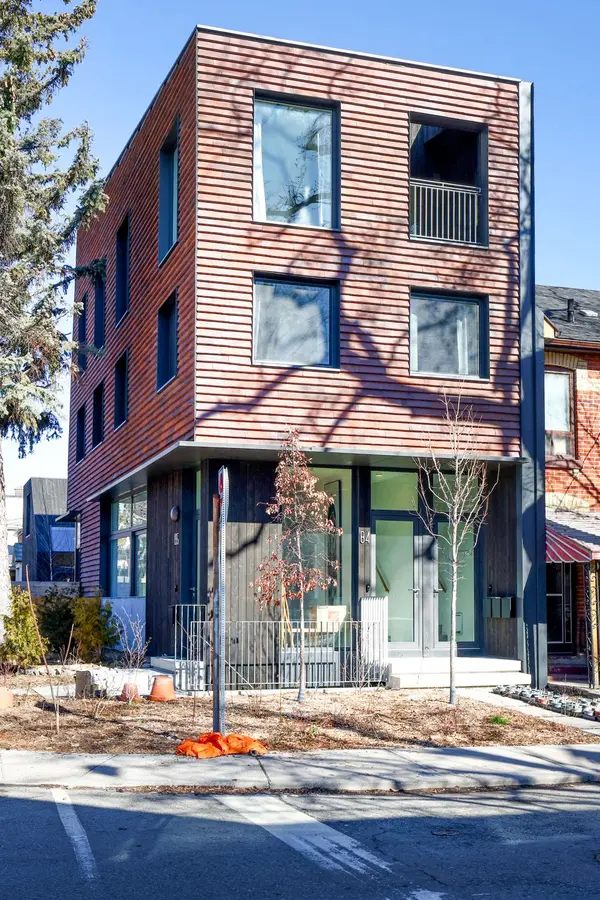 84 Ulster ST #Lower, Toronto C01, ON M5S 1E7