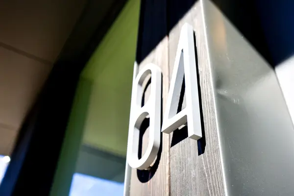 84 Ulster ST #Lower, Toronto C01, ON M5S 1E7