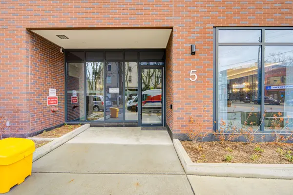 5 Lakeview AVE #503, Toronto C01, ON M6J 0H3