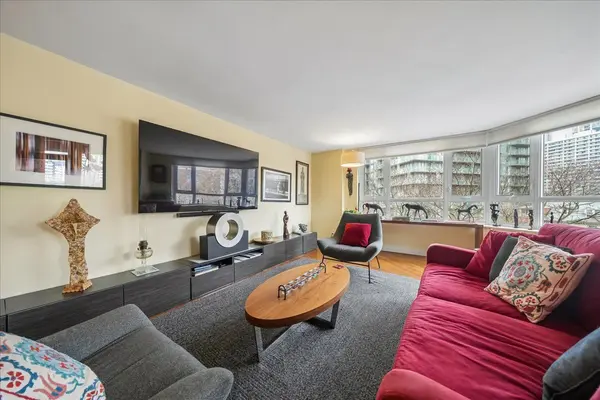 55 Wellesley ST E #505, Toronto C08, ON M4Y 2T6