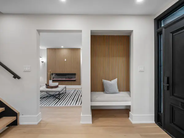 137 Cheltenham AVE, Toronto C12, ON M4N 1R1