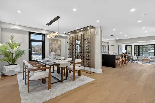 137 Cheltenham AVE, Toronto C12, ON M4N 1R1