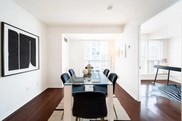 230 King ST E #1105, Toronto C08, ON M5A 1K5