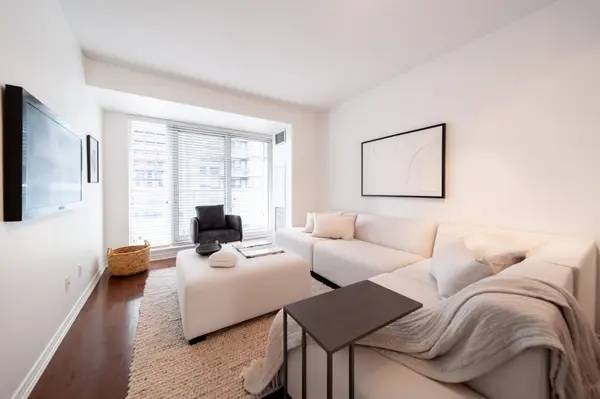 230 King ST E #1105, Toronto C08, ON M5A 1K5