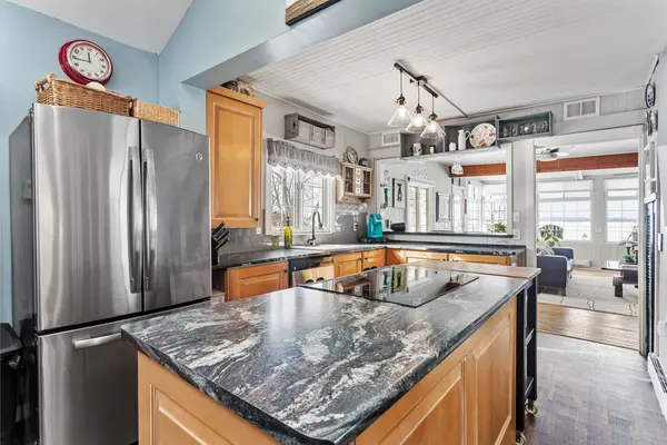 70 Colwell CIR NE, Scugog, ON L0B 1L0