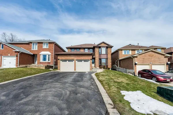501 Sundown CRES, Pickering, ON L1V 6A7