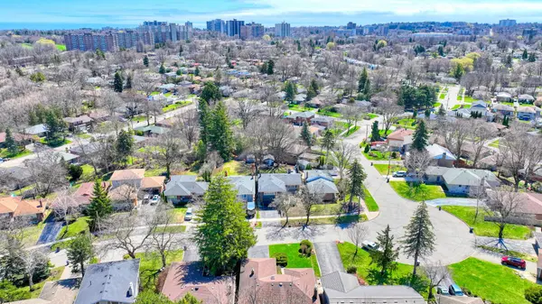 19 Landfair CRES, Toronto E09, ON M1J 3A6