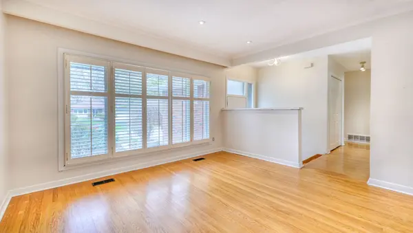 19 Landfair CRES, Toronto E09, ON M1J 3A6