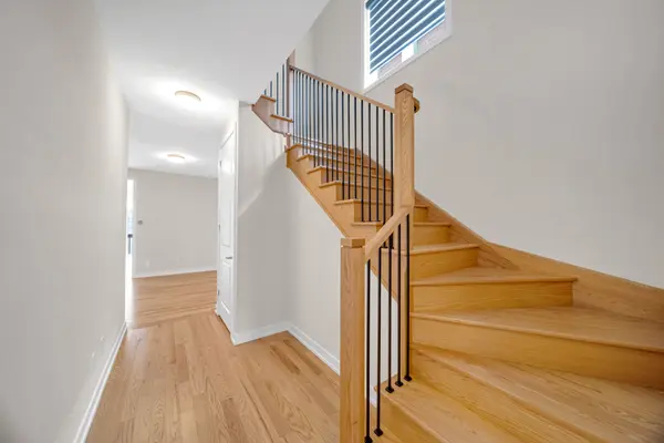 1838 Narcissus GDNS, Pickering, ON L1X 0K6