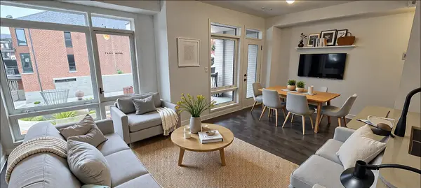 430 Salem RD S, Ajax, ON L1S 0H2