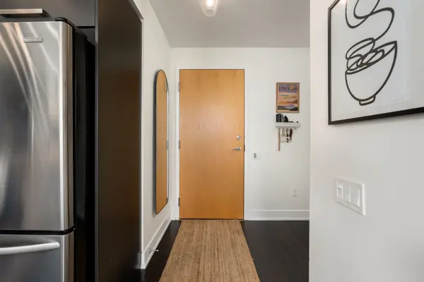 1048 Broadview AVE #1807, Toronto E03, ON M4K 2B8