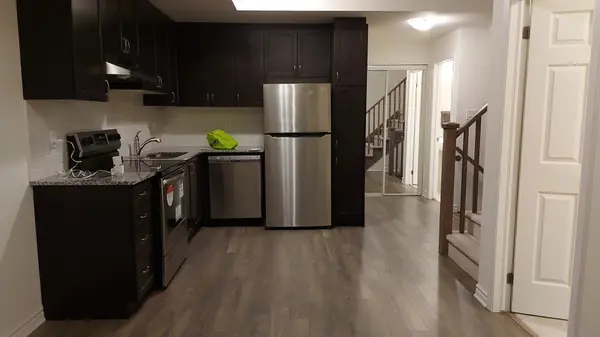 2787 Eglinton AVE E #327, Toronto E08, ON M1J 2E1