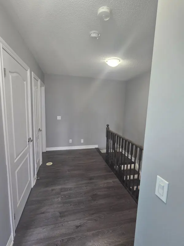 51 Great Gabe CRES, Oshawa, ON L1L 0G6