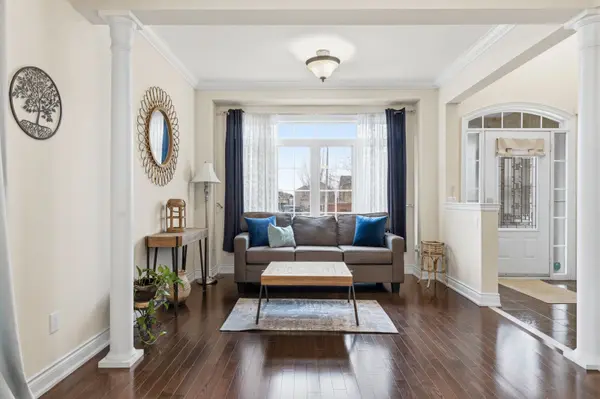 555 Kingsfield LOOP, Oshawa, ON L1K 0H8