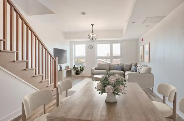 2100 Bridletowne CIR #309, Toronto E05, ON M1W 0A6